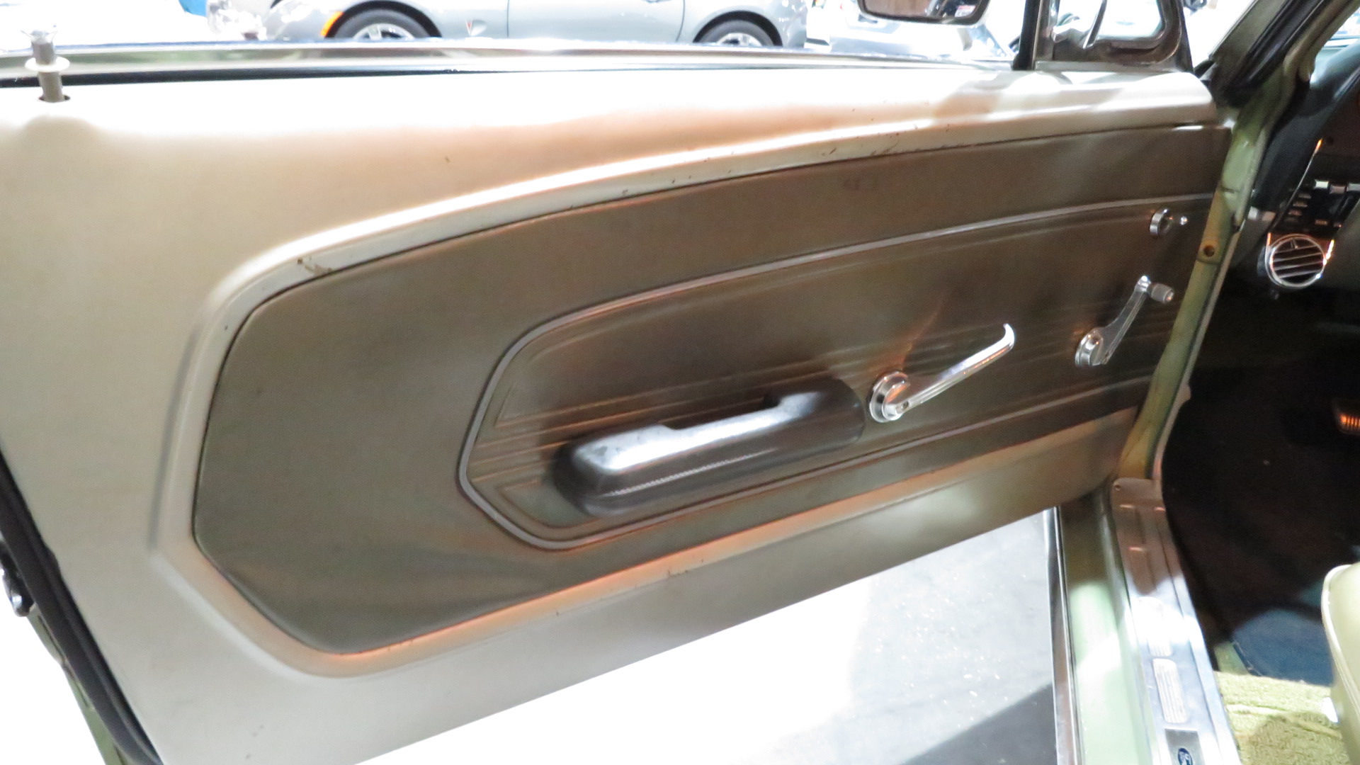 8th Image of a 1967 FORD MUSTANG