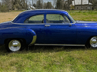 Image 5 of 12 of a 1949 CHEVROLET DELUXE