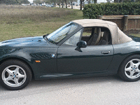 Image 6 of 17 of a 1997 BMW Z3