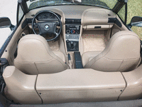 Image 11 of 17 of a 1997 BMW Z3
