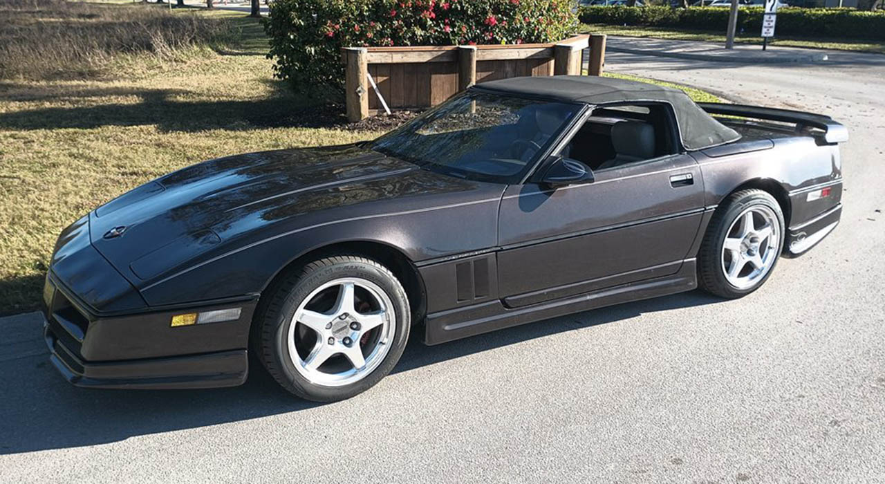 1st Image of a 1989 CHEVROLET CORVETTE