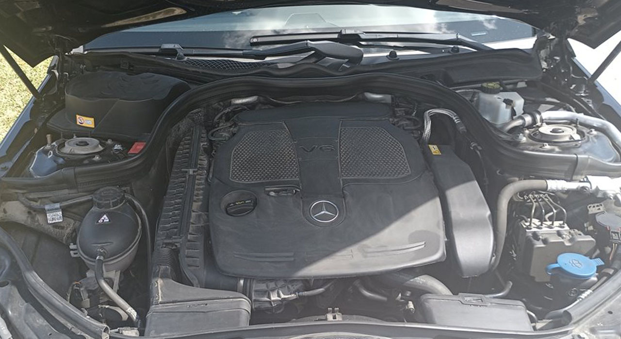 15th Image of a 2014 MERCEDES-BENZ E-CLASS E350 4MATIC