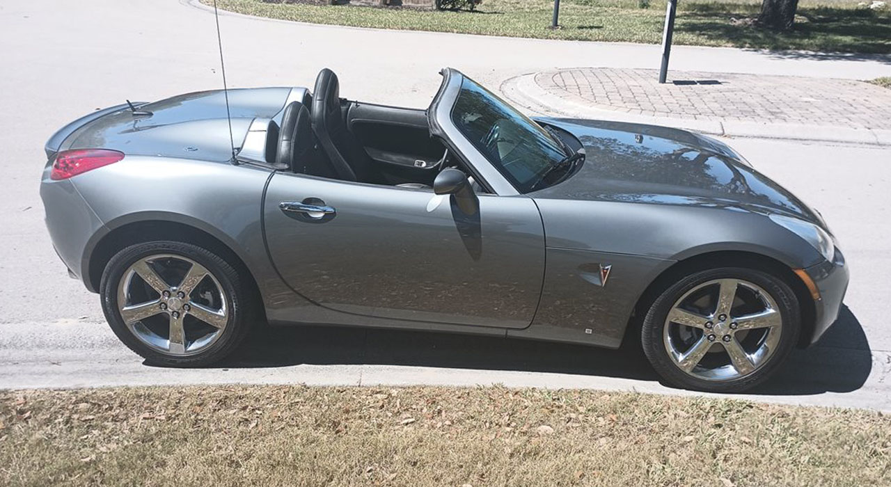 6th Image of a 2007 PONTIAC SOLSTICE
