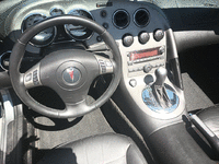 Image 13 of 19 of a 2007 PONTIAC SOLSTICE