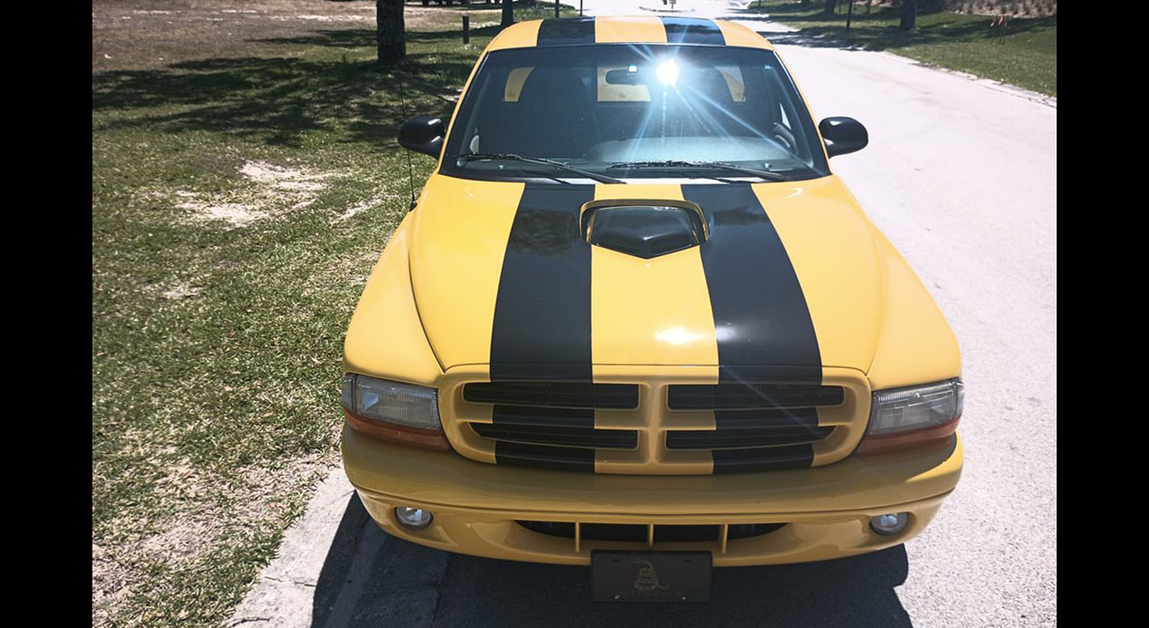 4th Image of a 1999 DODGE DAKOTA RT
