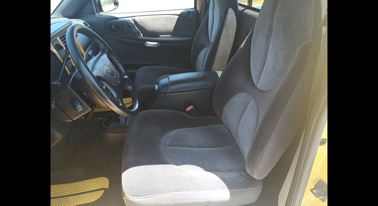 8th Image of a 1999 DODGE DAKOTA RT