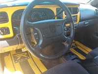 Image 10 of 23 of a 1999 DODGE DAKOTA RT