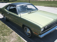 Image 2 of 21 of a 1972 PLYMOUTH DUSTER