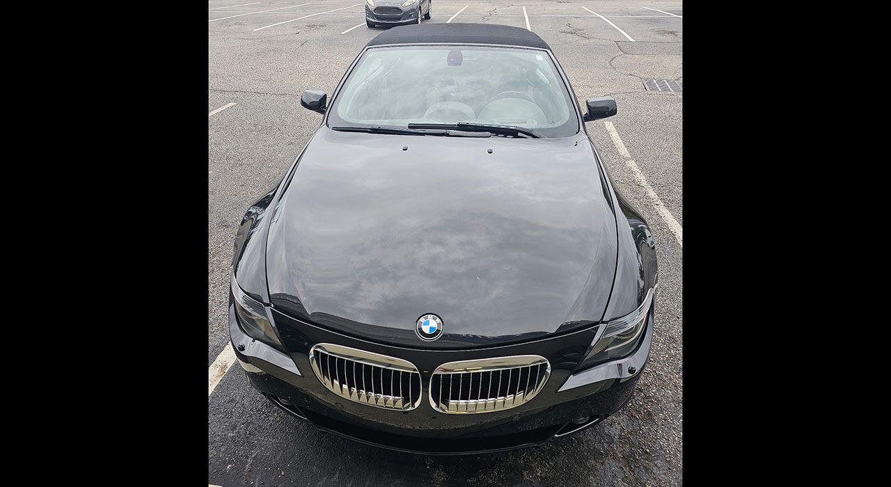 5th Image of a 2005 BMW 6 SERIES 645CIC