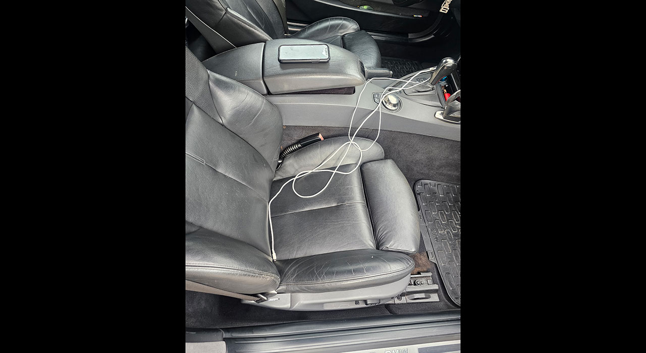 8th Image of a 2005 BMW 6 SERIES 645CIC