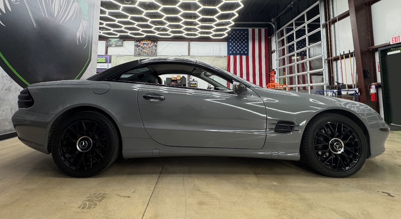 2nd Image of a 2006 MERCEDES SL500
