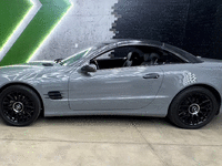 Image 2 of 9 of a 2006 MERCEDES SL500