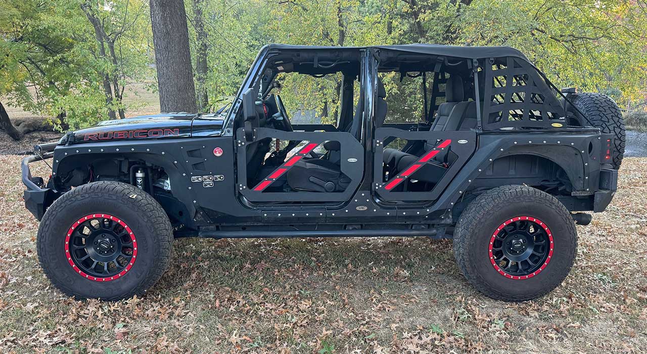 3rd Image of a 2012 JEEP WRANGLER RUBICON