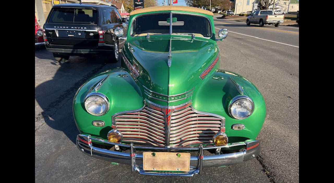 3rd Image of a 1941 CHEVROLET SPECIAL DELUXE