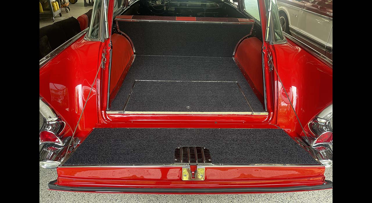 5th Image of a 1957 CHEVROLET NOMAD