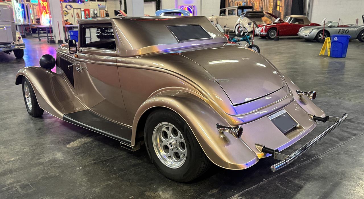 2nd Image of a 1934 FORD .