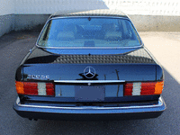 Image 10 of 33 of a 1990 MERCEDES 300 SE