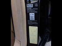 Image 32 of 33 of a 1990 MERCEDES 300 SE
