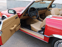 Image 8 of 32 of a 1985 MERCEDES SL500
