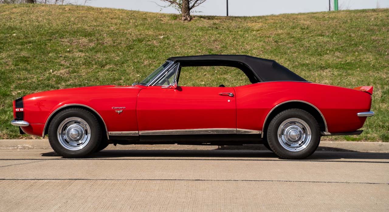 2nd Image of a 1967 CHEVROLET CAMARO RS/SS