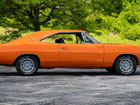 Image 4 of 19 of a 1970 DODGE CHARGER