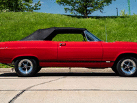 Image 4 of 16 of a 1967 FORD FAIRLANE