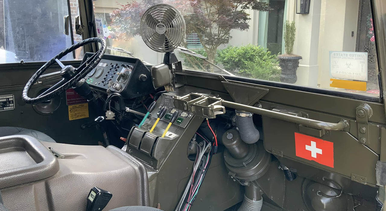 8th Image of a 1975 STEYR PUCH PINZGAUER 710 M