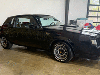 Image 2 of 19 of a 1987 BUICK REGAL