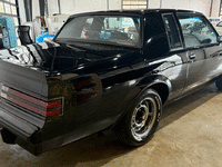 Image 4 of 19 of a 1987 BUICK REGAL