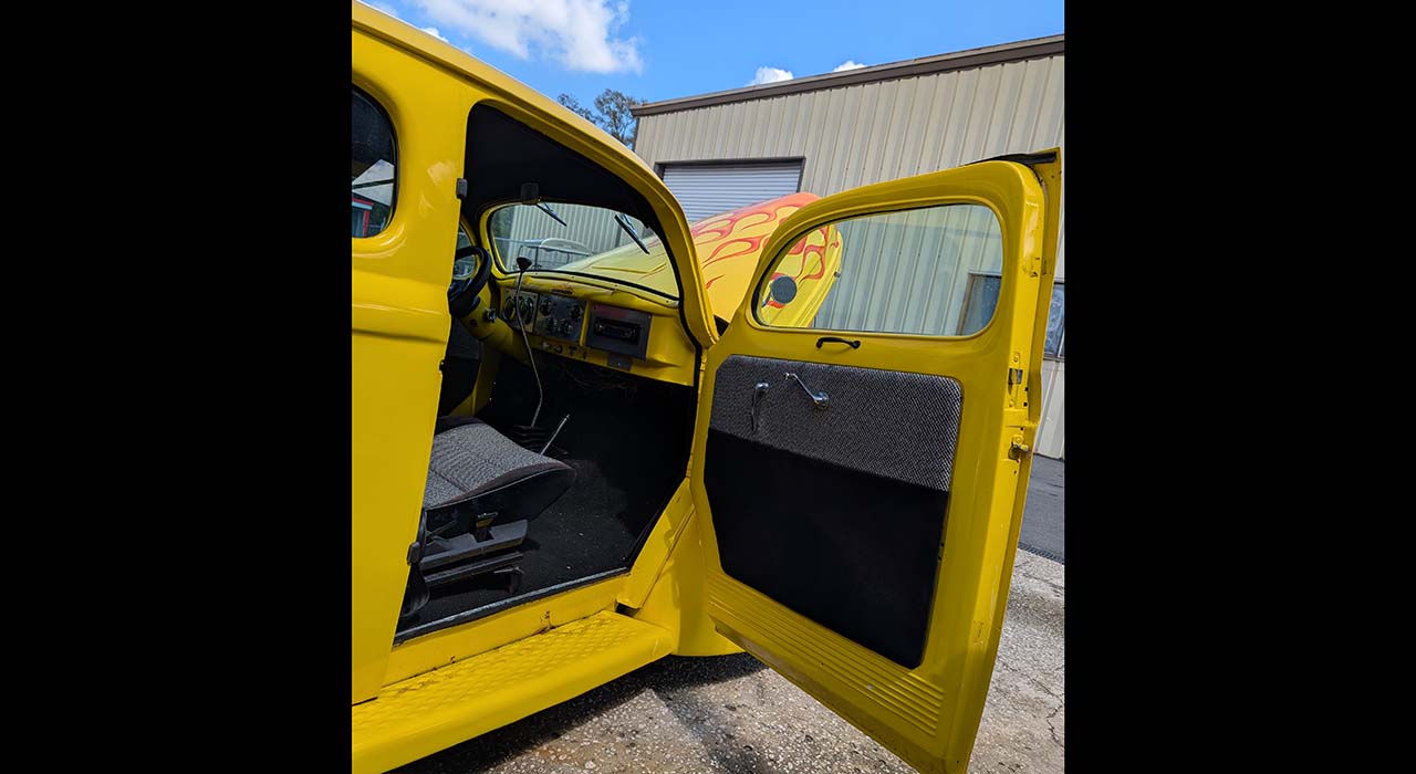 3rd Image of a 1940 WILLY SEDAN