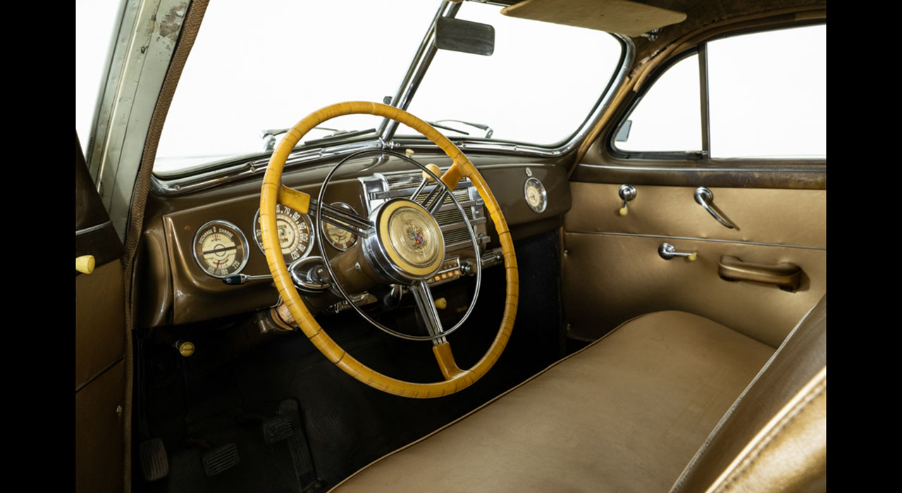 4th Image of a 1946 BUICK SERIES 40