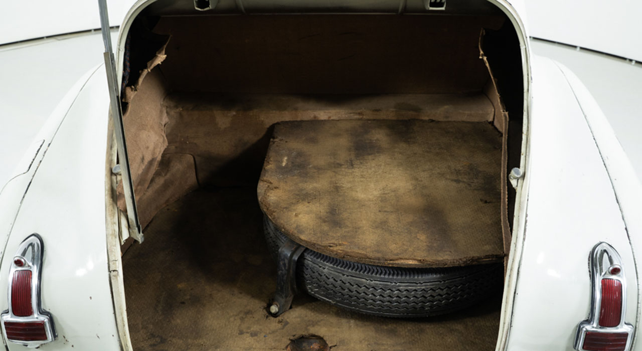 9th Image of a 1946 BUICK SERIES 40