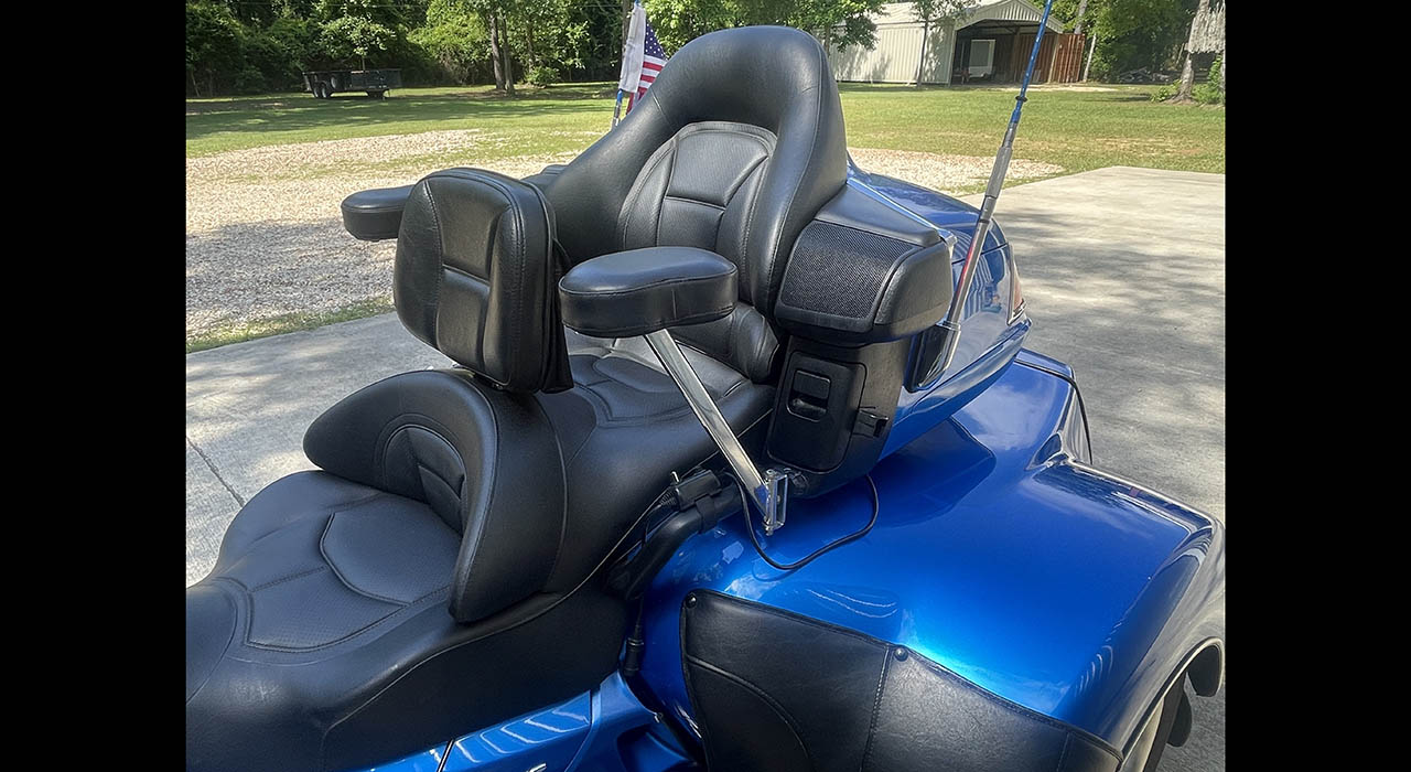 10th Image of a 2012 HONDA GOLDWING