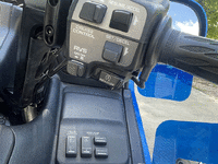 Image 17 of 19 of a 2012 HONDA GOLDWING