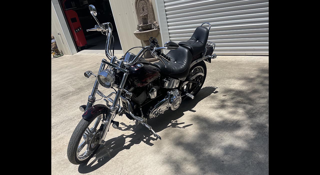 0th Image of a 2010 HARLEY-DAVIDSON FXSTC