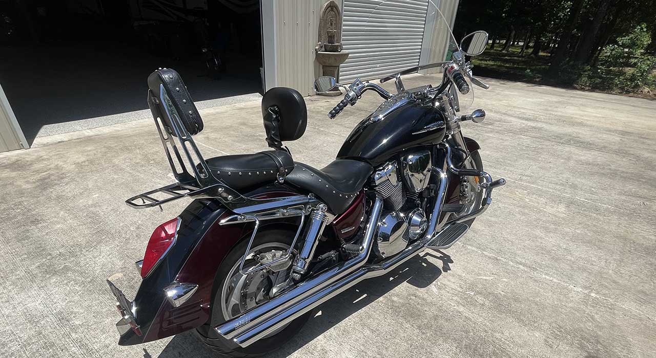4th Image of a 2006 HONDA 1800 VTX