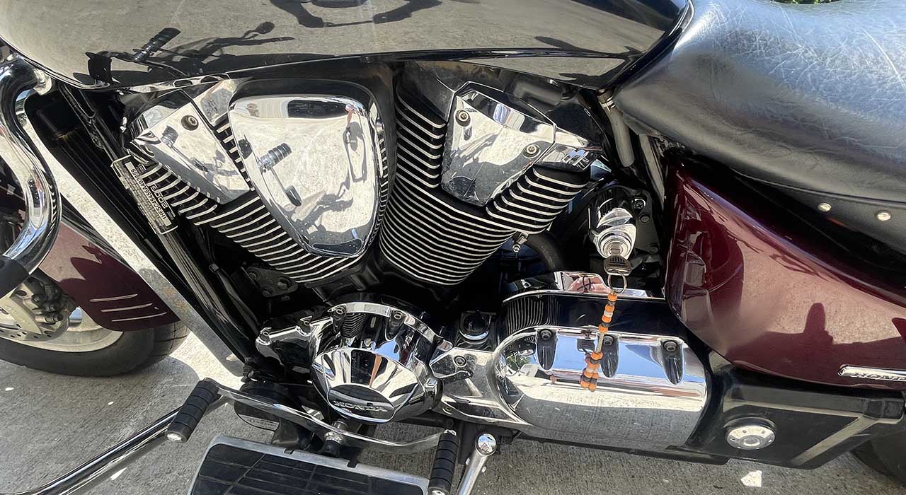 8th Image of a 2006 HONDA 1800 VTX