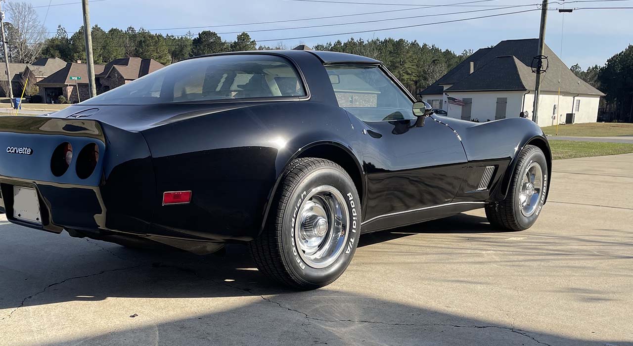 2nd Image of a 1980 CHEVROLET CORVETTE