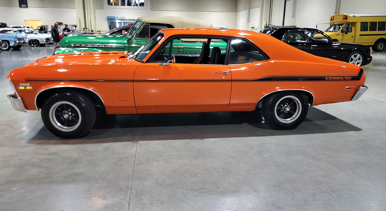 2nd Image of a 1970 CHEVROLET NOVA