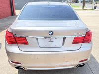 Image 4 of 6 of a 2009 BMW 7 SERIES 750LI