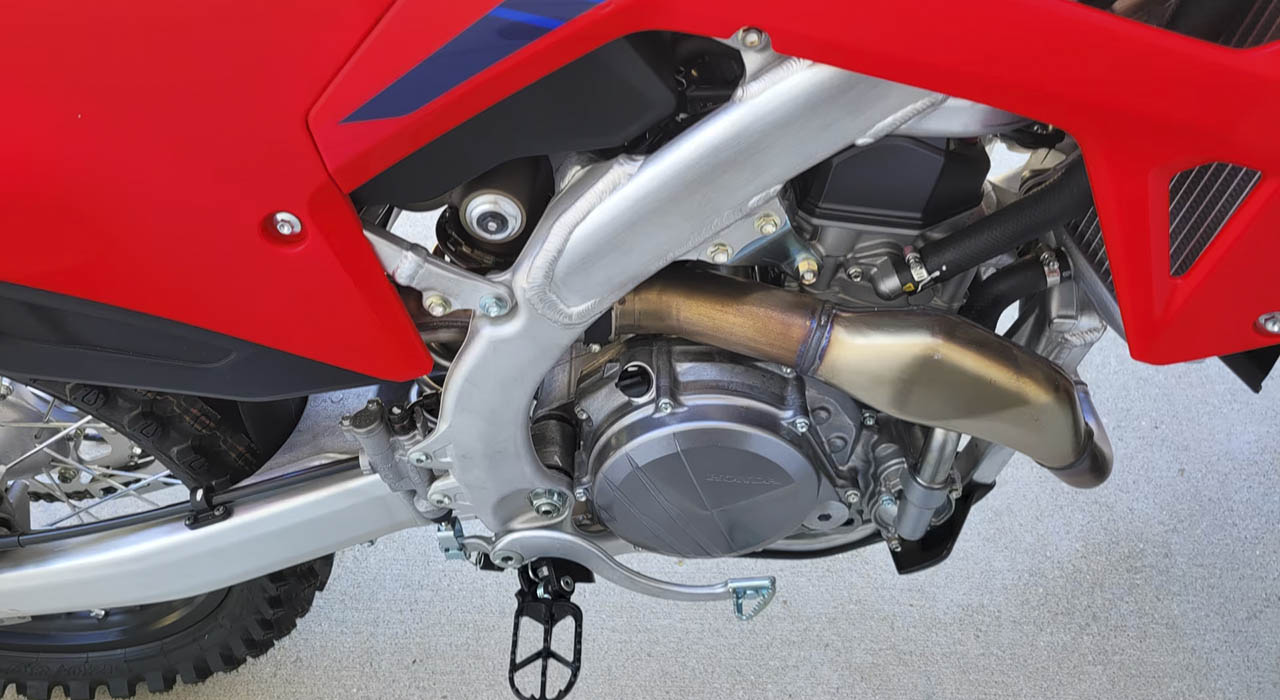6th Image of a 2024 HONDA CRF450R