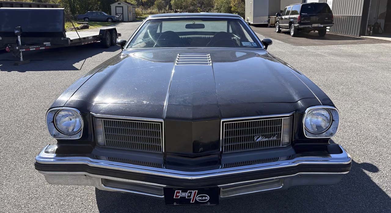 5th Image of a 1975 OLDSMOBILE HURST/ OLDS W25