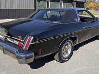 Image 3 of 18 of a 1975 OLDSMOBILE HURST/ OLDS W25