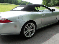 Image 7 of 17 of a 2009 JAGUAR XKR XK