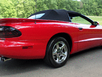 Image 7 of 19 of a 1995 PONTIAC FIREBIRD FORMULA