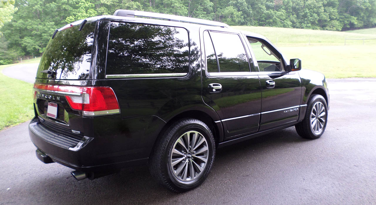 4th Image of a 2016 LINCOLN NAVIGATOR SELECT