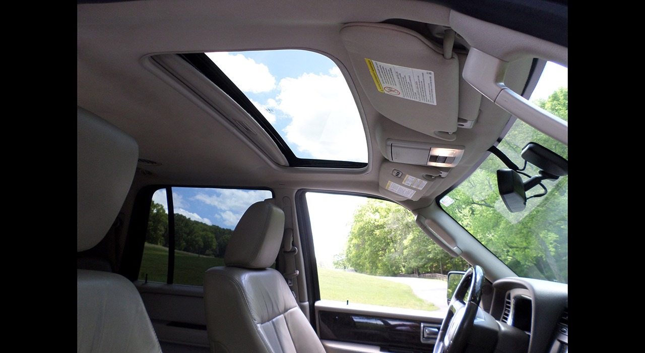 11th Image of a 2016 LINCOLN NAVIGATOR SELECT