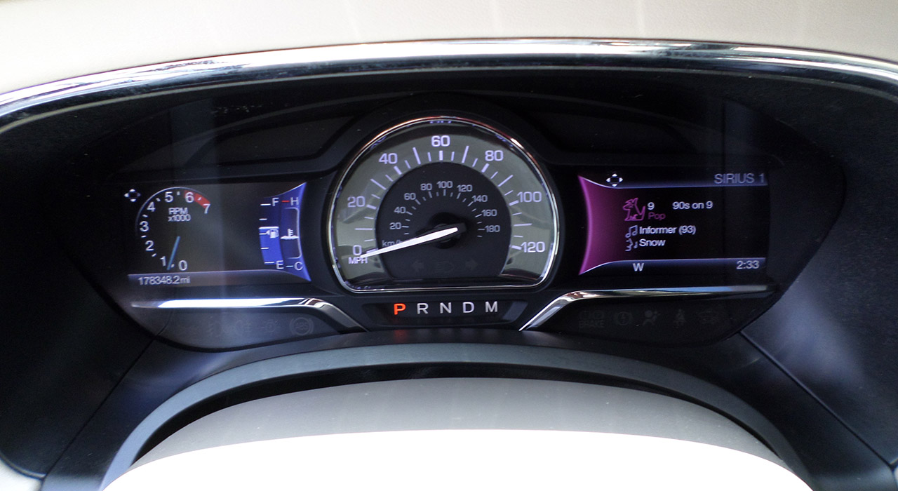 13th Image of a 2016 LINCOLN NAVIGATOR SELECT