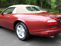 Image 5 of 17 of a 1997 JAGUAR XK8 XK