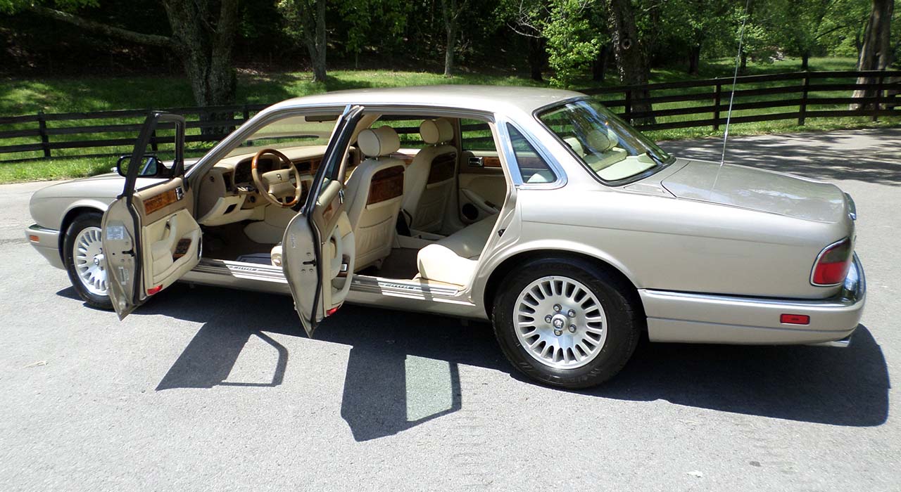11th Image of a 1997 JAGUAR XJ6 XJ VANDEN PLAS